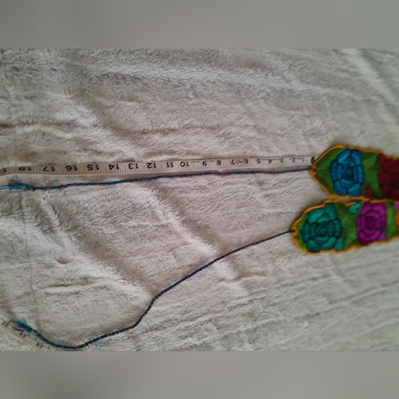 Women's Handmade Floral Embroidered Mexican Fabric Wrap Belt - Picture 5 of 6